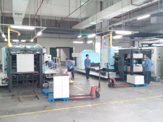 Single-concave frosted finish—the new trend in premium cigarette packaging